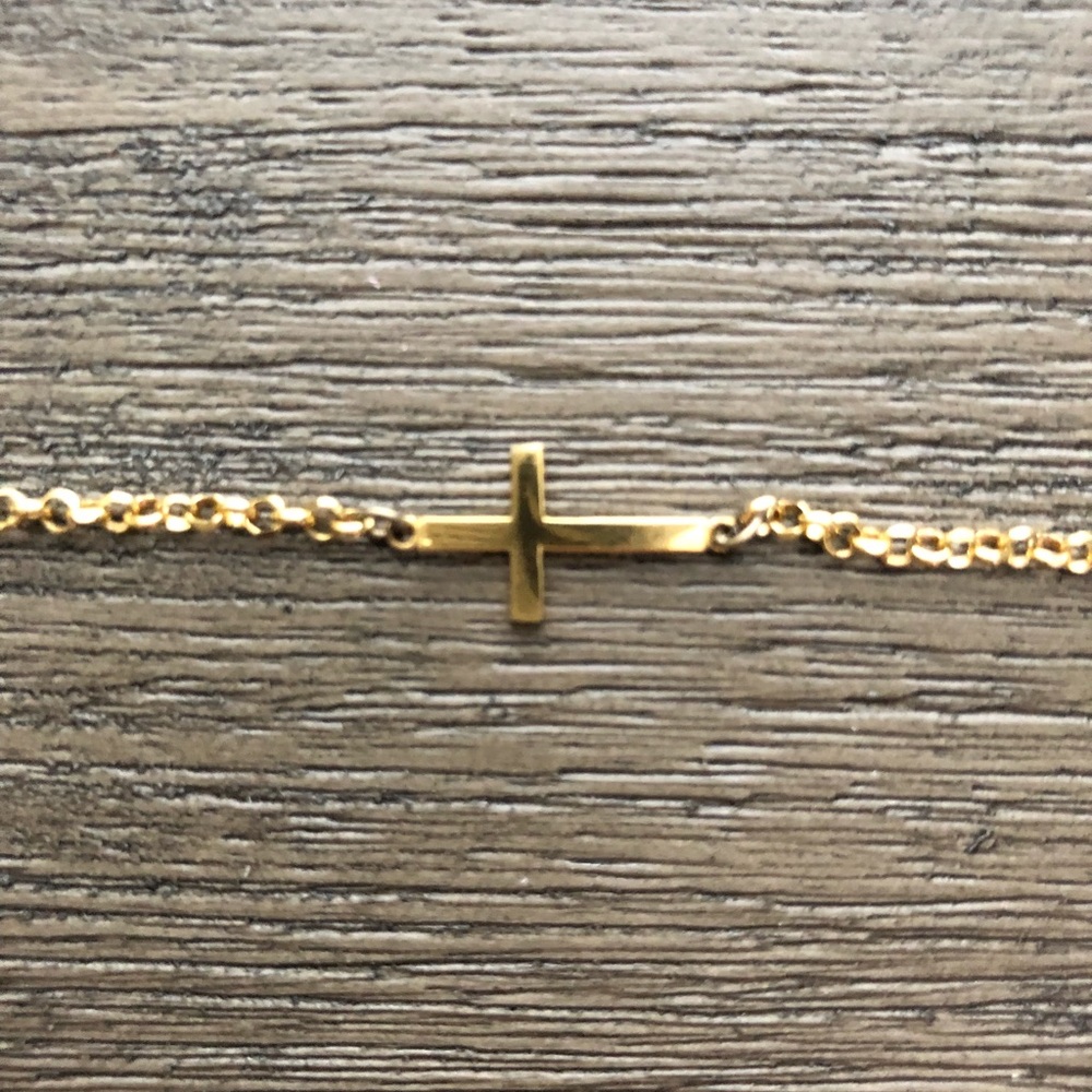 Cross bracelet